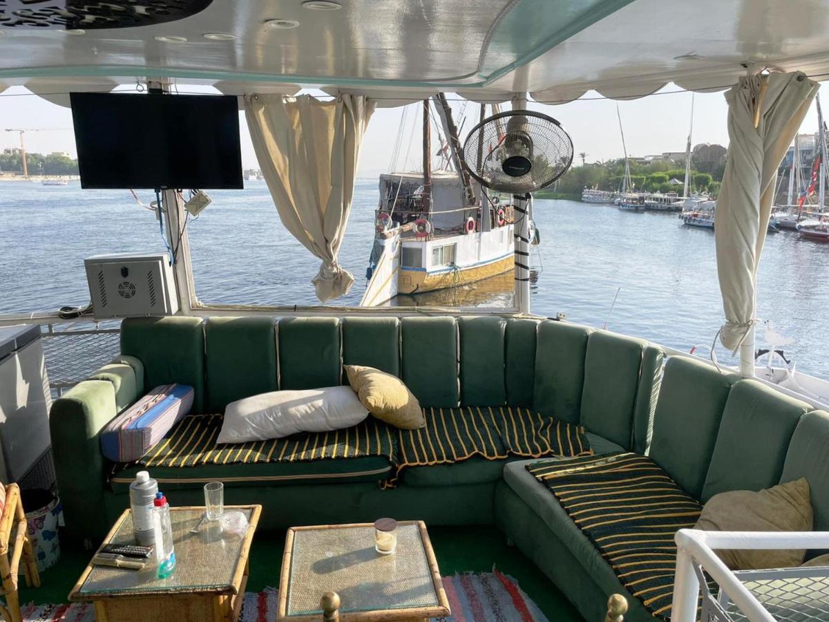 Floating Hotel- Happy Nile Boat Luxor Exteriér fotografie