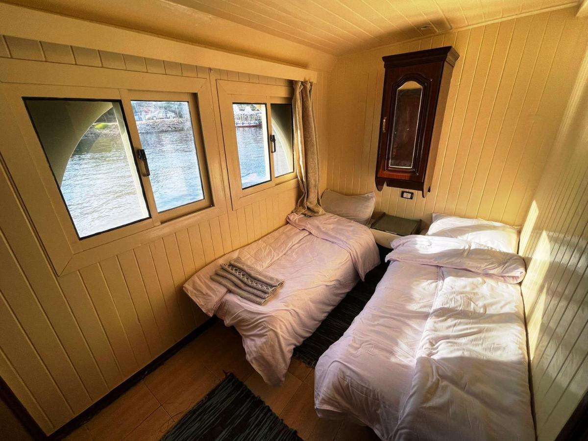 Floating Hotel- Happy Nile Boat Luxor Exteriér fotografie