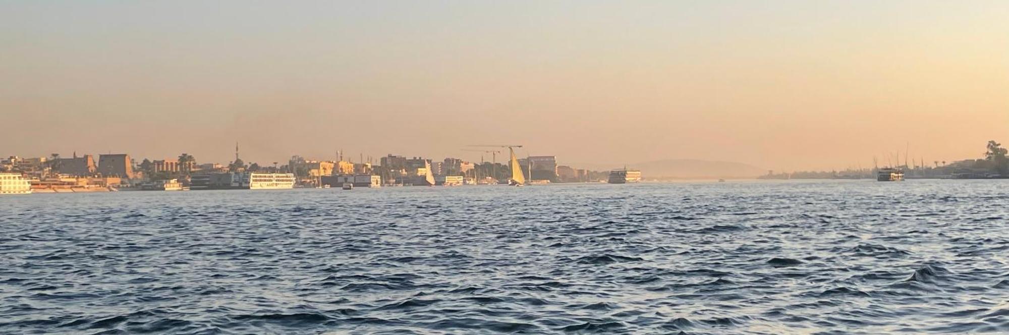 Floating Hotel- Happy Nile Boat Luxor Exteriér fotografie